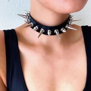 1 Explosive Harajuku Punk Rock Nightclub PU Leather Necklace Rivet Spike Chain